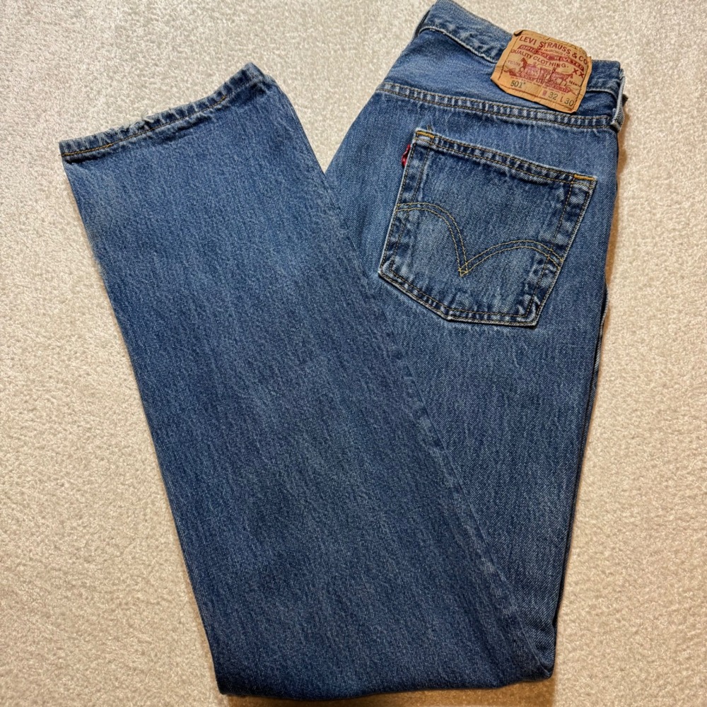 Levi's 501 Original Jeans Mens 32x30 Medium Stonewash Blue Button Fly Straight